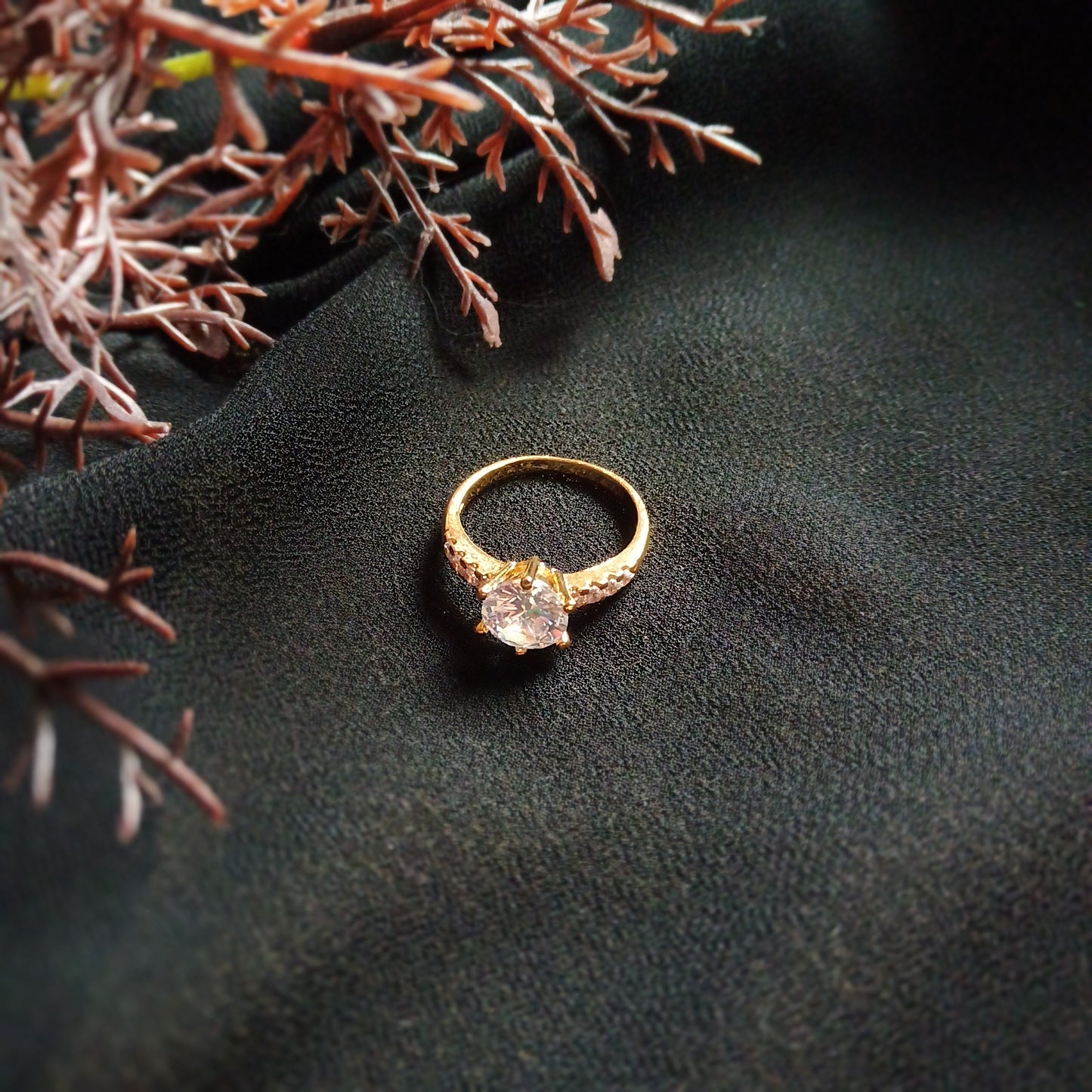 Élégante Prestige 24k Gold Plated Band