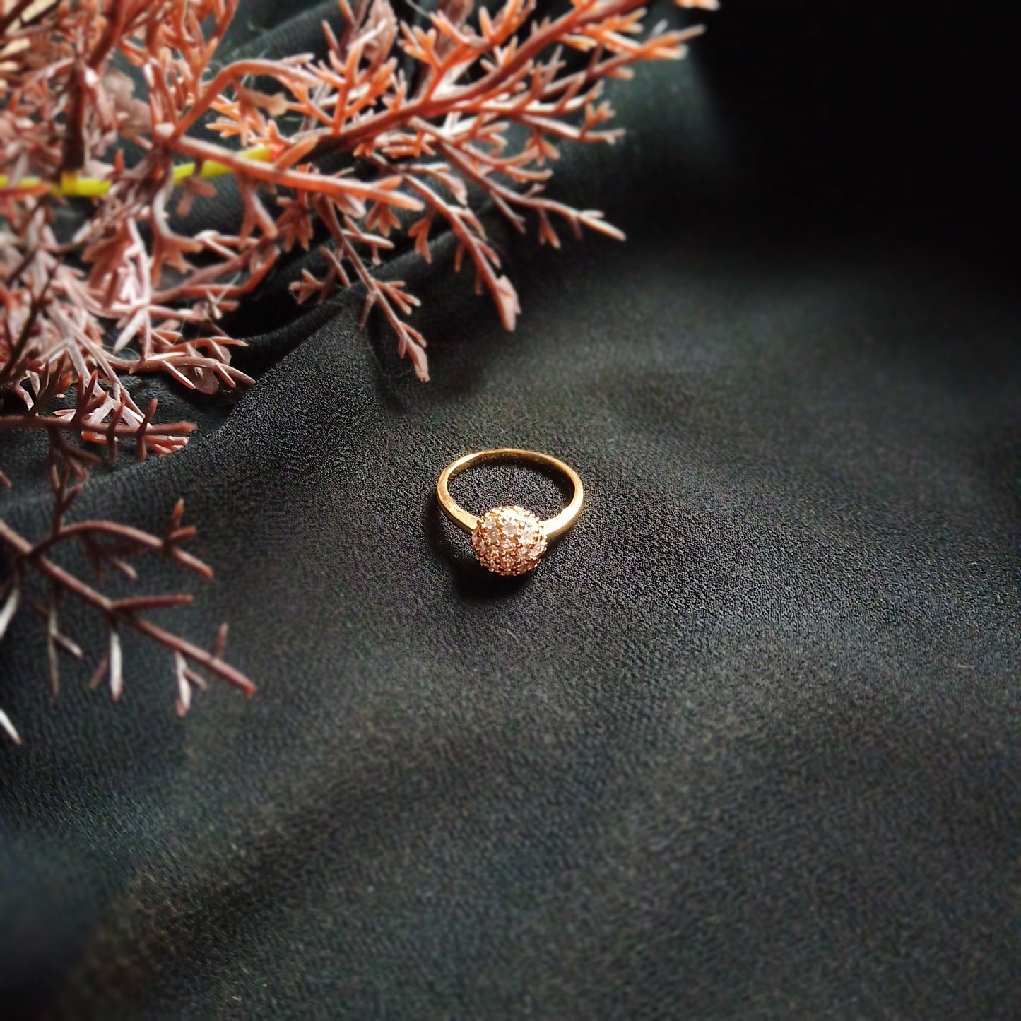 Élégante Voyage 24k Gold Plated Band